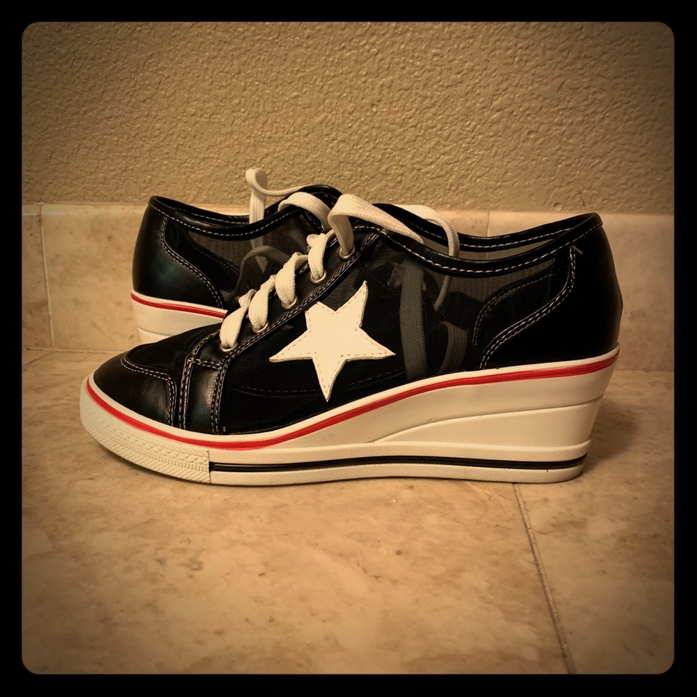 Black White Star Women Heeled Shoes Size 8